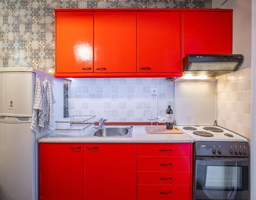 Kozani Hideaway For 2! 아파트 외부 사진