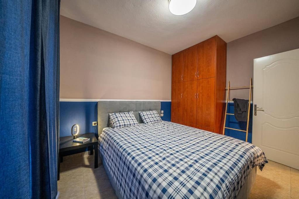 Kozani Hideaway For 2! 아파트 외부 사진